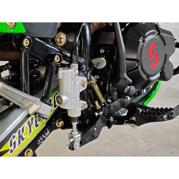 Road Legal 300CC Engine Four Stroke Enduro Motorcycle With Inverted Front Shock Absorber