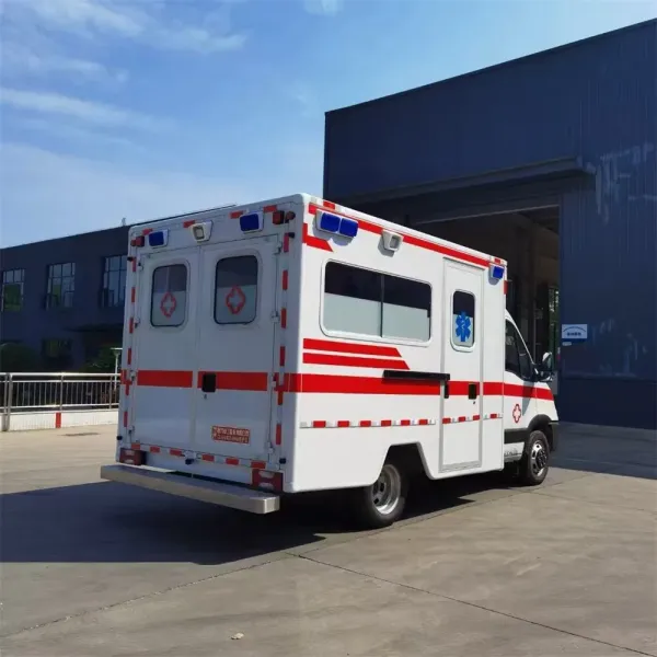 Square Warehouse Negative Pressure Ambulance/Box Type ICU Ambulance