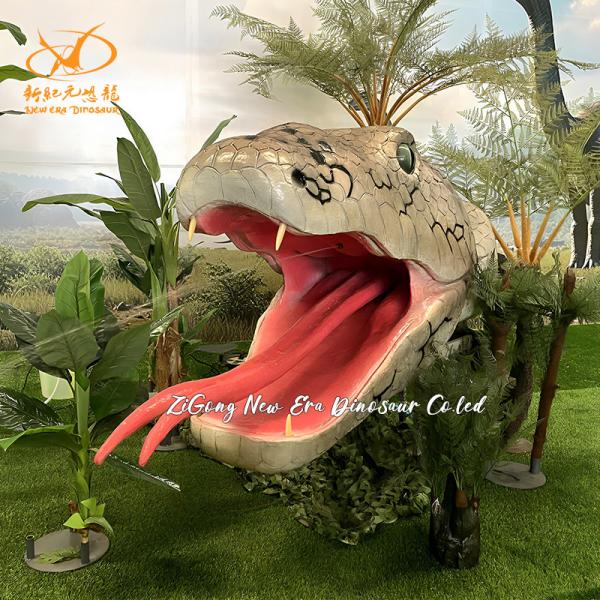 Modelo realista de serpiente animatrónica para parques temáticos gris impermeable