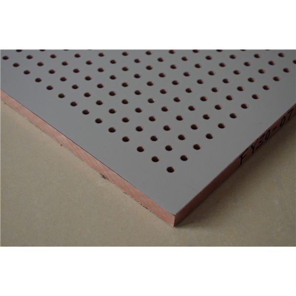 Естественной деревянной пефорированная облицовкой доска стены доказательства звука гостиницы акустических панелей