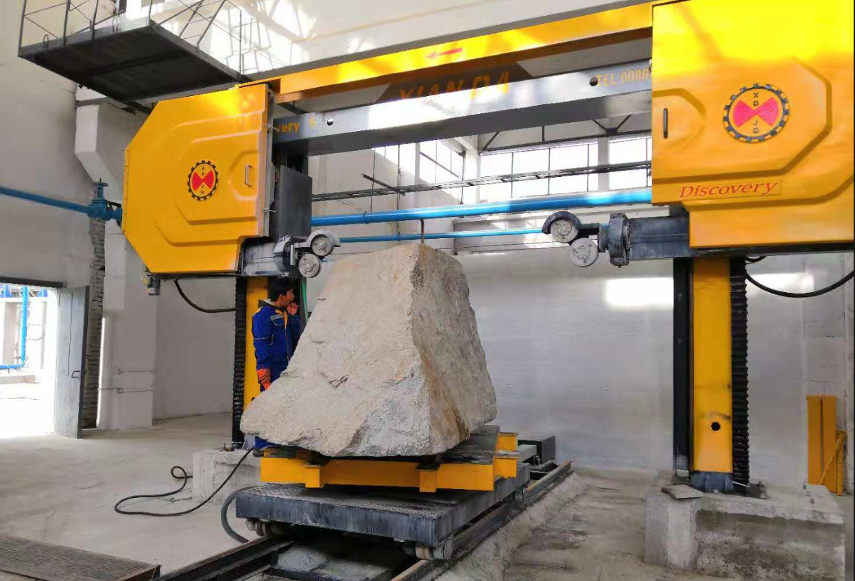 5 Axis CNC Diamond Wire Saw Machine For Cutting And Processing Marble