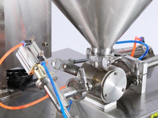 60 Bottles / Min VFFS Packaging Machine Pneumatic Driven
