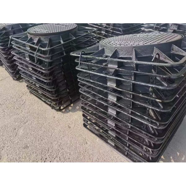 Tapa de registro de hierro dúctil antirrobo de alta resistencia con doble cierre 600*600mm C250