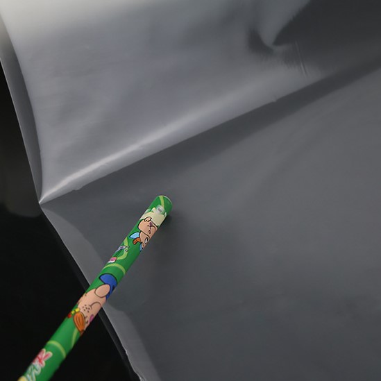 Glossy Thermal Laminating BOPP Film EVA Adhesive Pre-coated Scratch-resistant for Graphic Printing 18 Micron