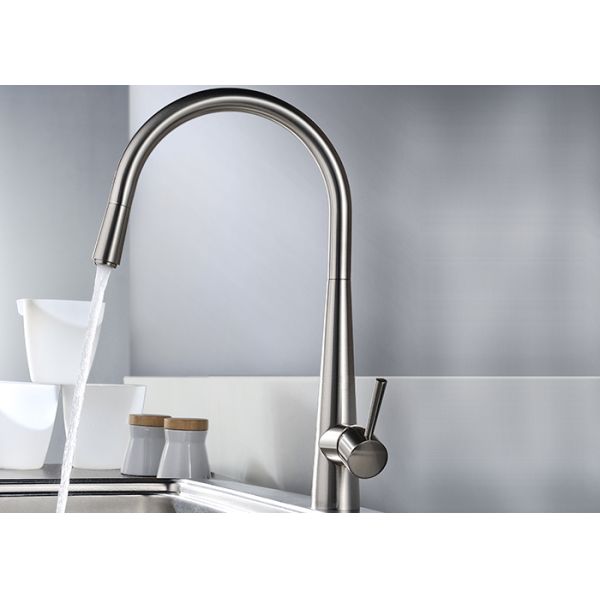 Медленный кухонный раковина водопровод водопровод 360 градусов вращающийся горячий / холодный смеситель