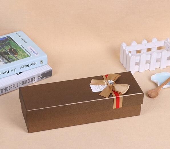 Luxury Wholesale Custom Packaging Paper Gift Box with Ribbon,wedding paper jewellery white gift box with ribbon closure