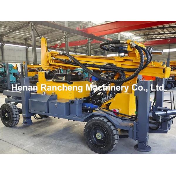 Машина для бурения водяных скважин на колесах глубина 260 м дизельный двигатель мощностью 70 кВт