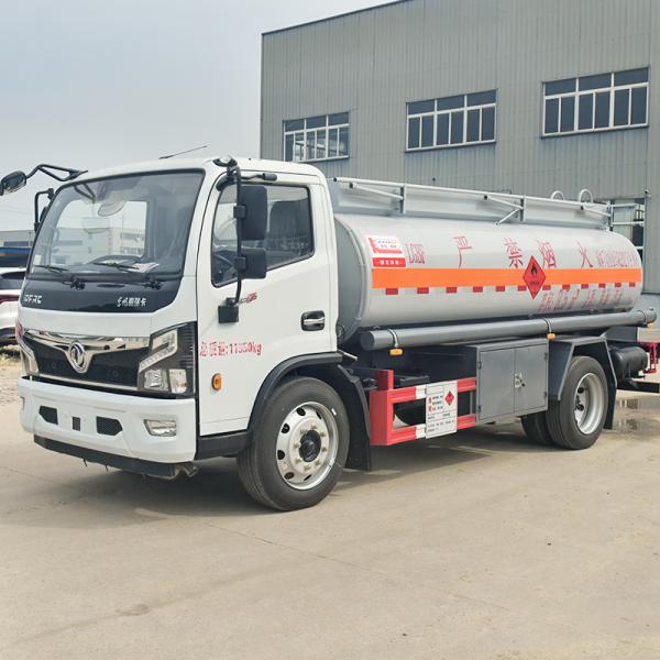 6 Wheels 5000l Fuel Oil Delivery Truck 150 - 250hp Horsepower Oil Transportation Truck