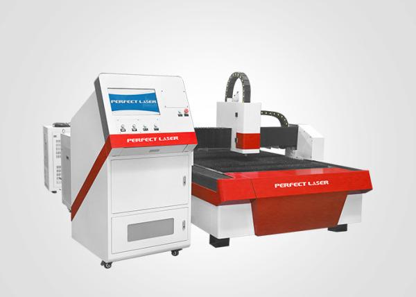 Equipamento de Fibra Óptica Cnc Laser Cutter Metal de Carbono 1kw 1.5kw 2kw Máquina de Corte a Laser de Fibra de Carbono Máquina de Corte a Laser de Fibra de Carbono