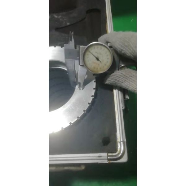 Прессформа капсулы алюминиевого/латунного сплава мягкая умирает крен звоня 80 * 100mm ISO9001