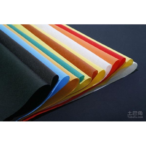 PP non-tissé hydrophile, forte perméabilité à l'air, excellente absorption de l'humidité