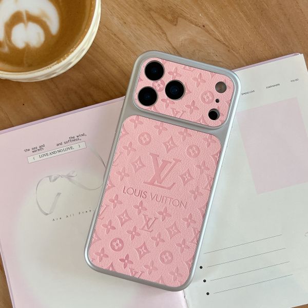 Instant Color-Changing Lambskin Embossed Case for 15-17pm