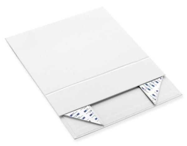 CMYK Debossing Rigid Paper Gift Box , BSCI Magnetic Cardboard Gift Box