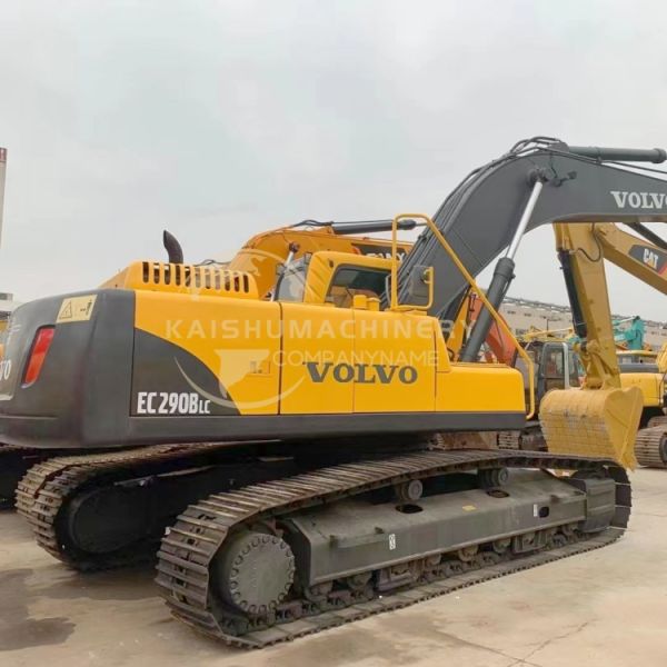 Excavateur d'occasion polyvalent Volvo EC290B avec une largeur de transport de 3,1 m et une puissance de 153 kW