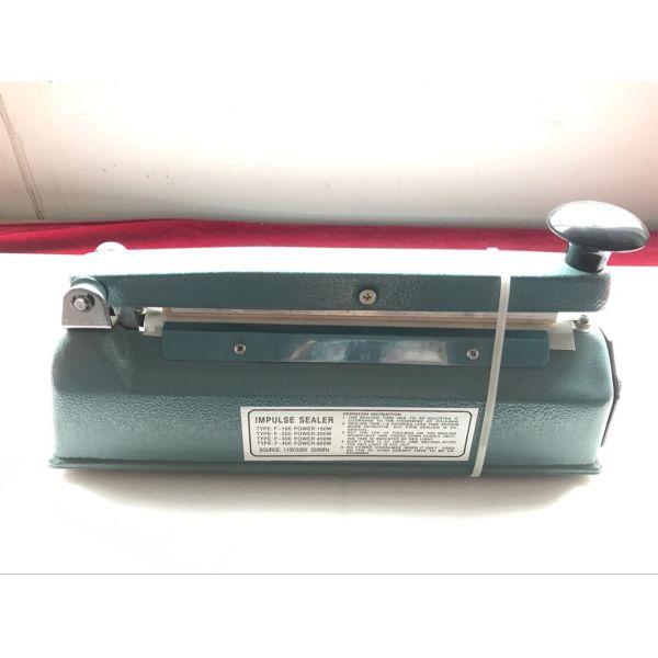 500 W Plastic Film Sealer , Hand Sealing Machine For Plastic Packaging