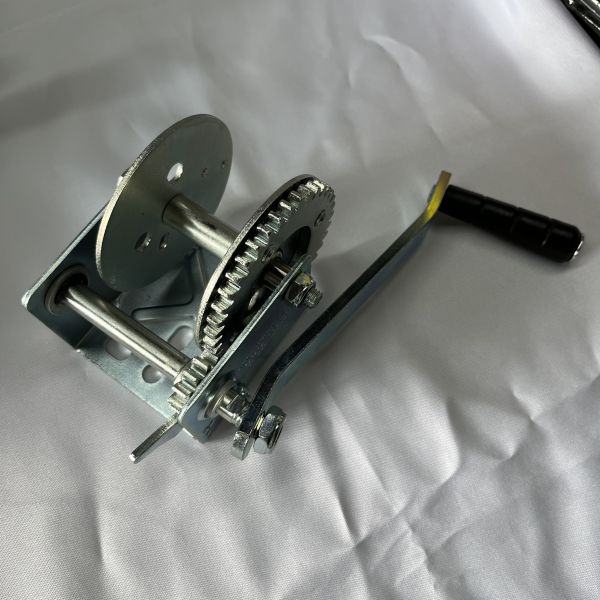 Финиш 600льбс сверхмощной ручной морской лебедки трейлера покрытый цинком