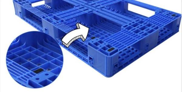 Light weight one time plastic pallets for transport and storage, Heavy duty cross bottom plastic pallet with 6 runners