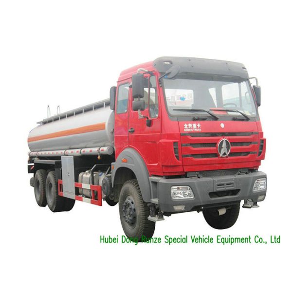 18000L 6x6 / 6x4 Offroad Liquid Tank Truck For Petroleum Oil / Gasoline / Petrol Transport
