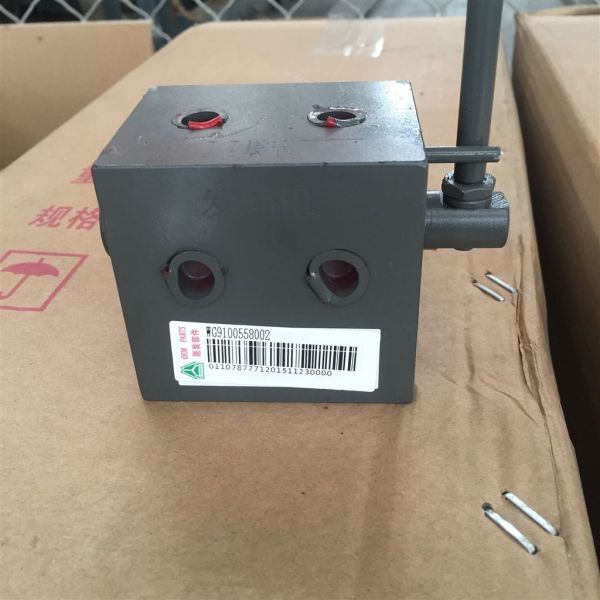 Heavy truck auto parts Diesel tank switch valve WG9100558002/2 for sinotruck howo