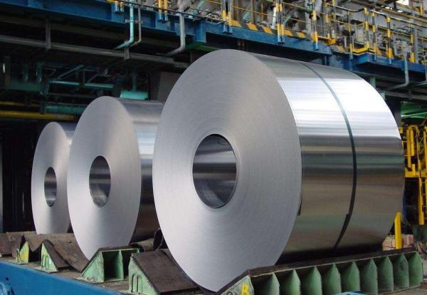 ASTM JIS Dx51d bobina galvanizada laminada a quente mergulhada com revestimento normal de spangle