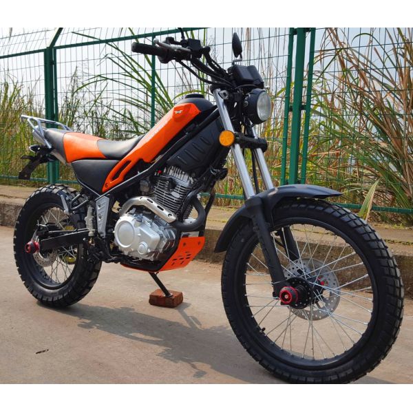 6 Gear Street Legal Enduro Motorcycle Single Cylinder Displacement 223