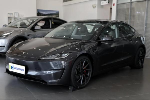 Sunroof 2024 4WD Tesla Model 3 Pure Long Range Electric Vehicle