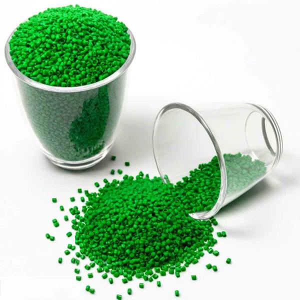 EVA couleur verte antibactérien Masterbatch Remplisseur en plastique pour le soufflage de film d'emballage alimentaire en PP PET