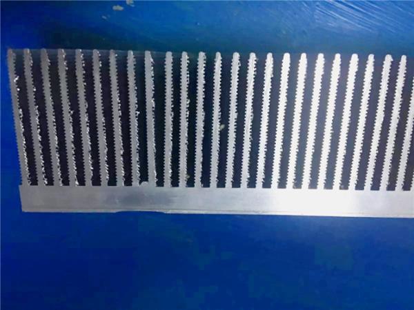 6063 - T5  Extruded Aluminum Heatsink Anodized Surface Infinite Length