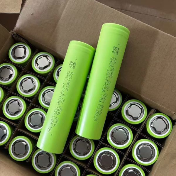 40160 3.2V 25Ah 2C LiFePO4 Power Battery for Electric Vehicle Outdoor Street Light