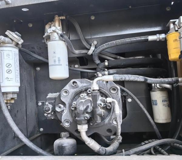 Forte Potência Baixo Preço 29600kg Excavadora de segunda mão Vollvo EC290 com capacidade de balde de 1,4m3