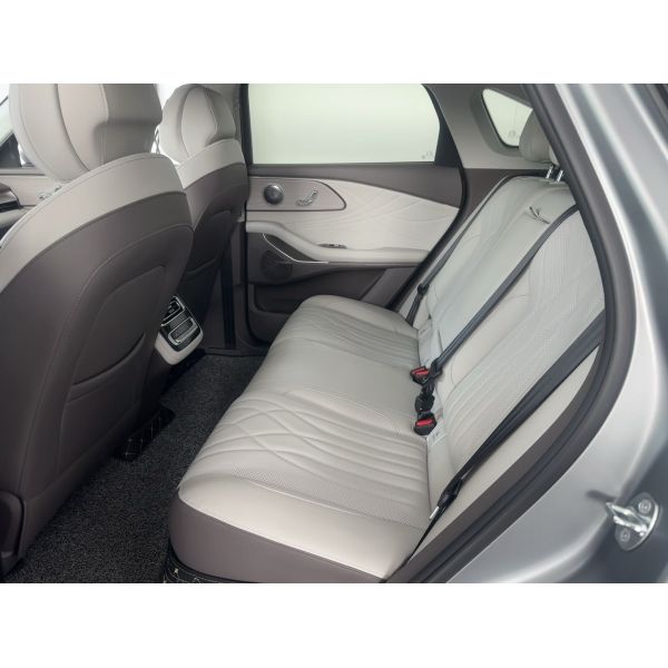 Energy Vehicles 2024 Exeed Yao Guang CDM 4 Door 5 Seat for Sustainable Transportation