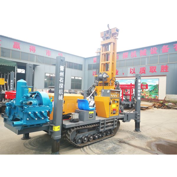 ST 180 Water Borehole Pneumatic Drilling Rig For Deep Underground Industrial Drilling