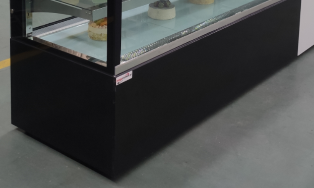 Restaurant Equipment Refrigerated Display Cases With Ventilated Cooling System