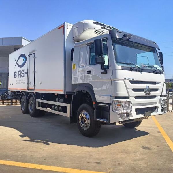 10 rodas 20-25 toneladas camião frigorífico 6x4 SINOTRUK HOWO camião unidade de refrigeração