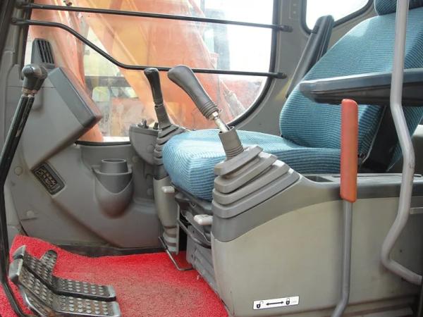 Used Hitachi Ex120-6 Excavator Used Crawler Excavator Orginal Japan Second Hand Excavator