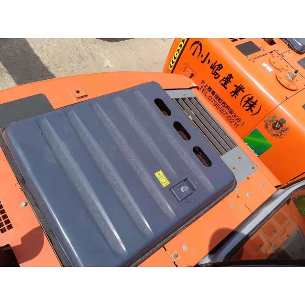 Pre Owned Hitachi EX120-5 Excavator 20T 1M Bucket 90 kW Power 4300 Working Hours Red Color 90% New Undercarriage