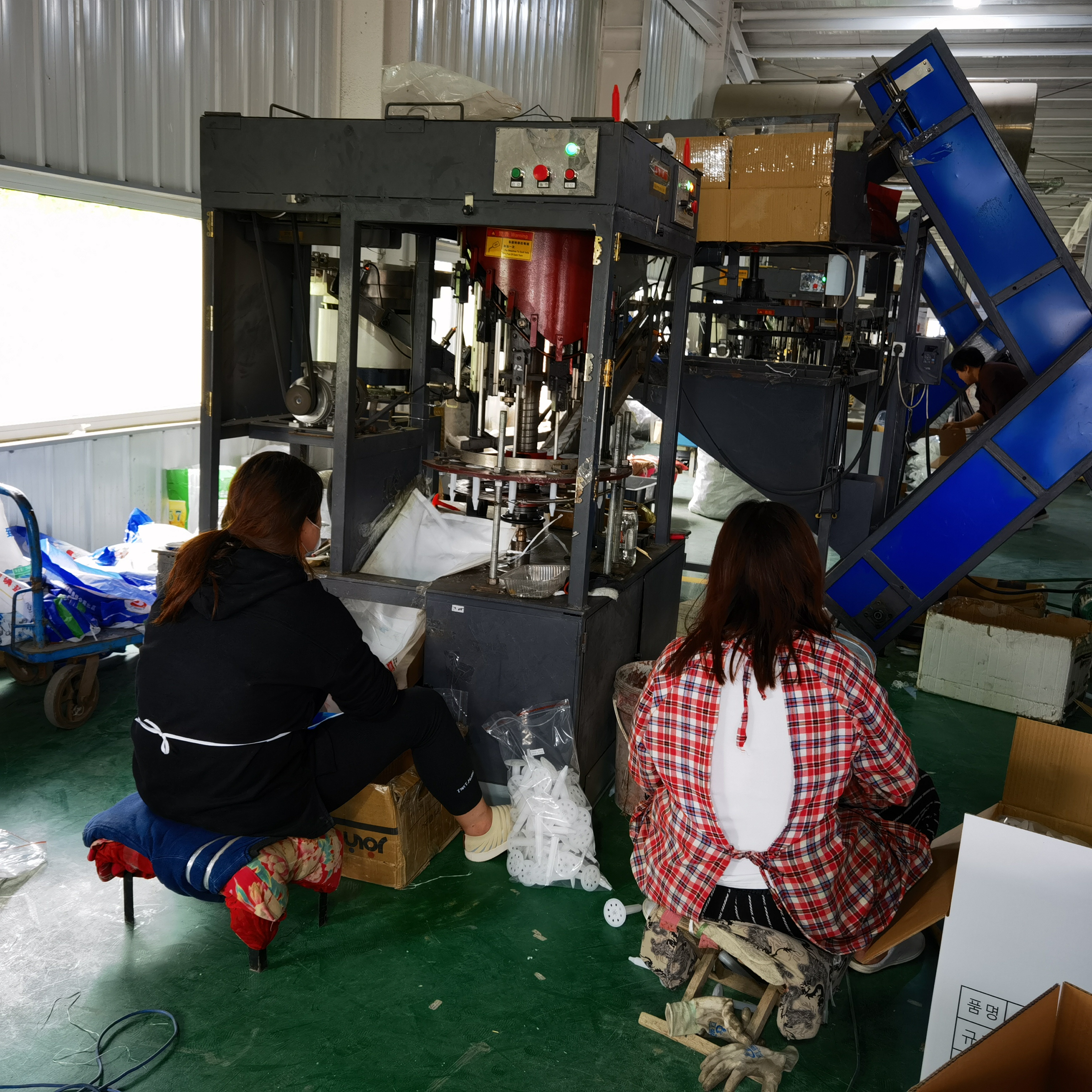 Анкеры изоляции HDPE OEM 50mm для бетонных стен