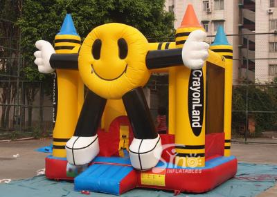 o leão-de-chácara inflável do bom crayonland interno das crianças do preço 13x13 com o EN14960 certificado vem com ventilador