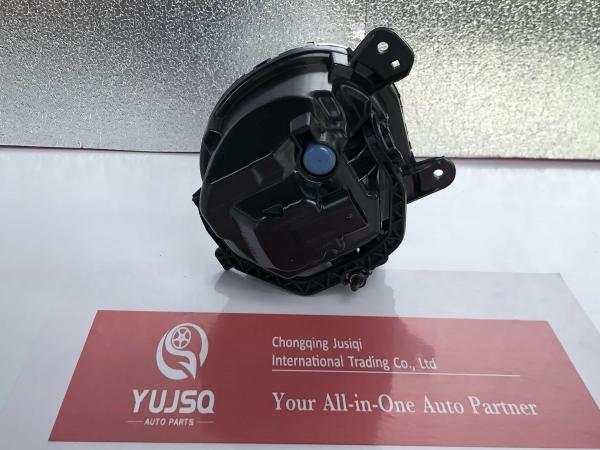 Lampe à brouillard automatique droite 63177317252 Convient pour BMW F25-F26