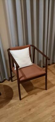 Walnut Color Wooden Hotel Chairs Solid Wood Frame With ISO14001