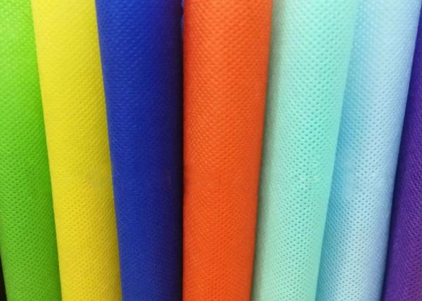 Tela 100% não tecida de Spunbond do ANIMAL DE ESTIMAÇÃO do poliéster para a agricultura da decoração