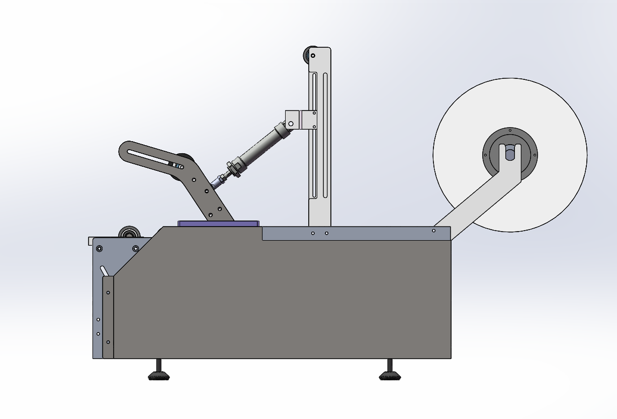 Semi Automatic Round Bottle Labeling Machine Can Be Paired With Date Code Label Printing Machine