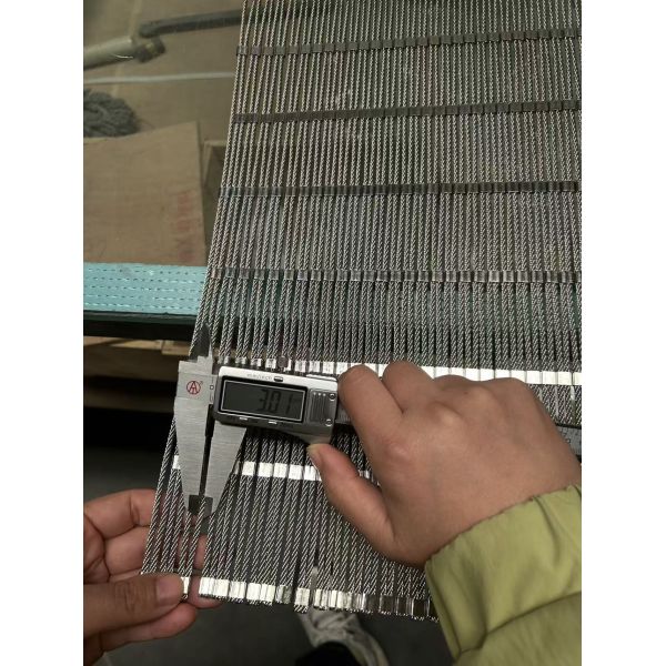 Durable 304/316 Stainless Steel Perimeter Safety Netting Designed for Construction Sites Protecting Workers