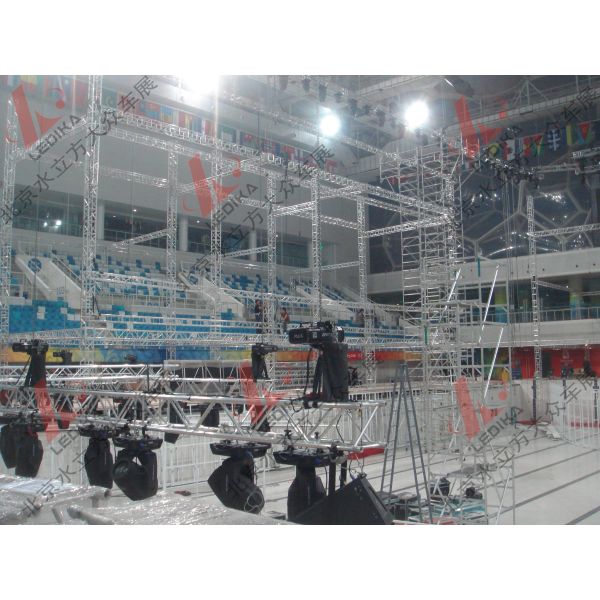 Concert Party Aluminium Stage Truss / Spigot Truss 287 * 287 mm Square Shaped