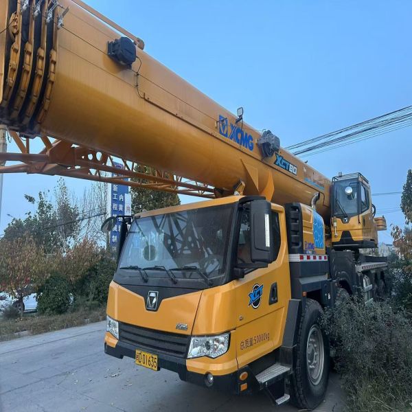 XCMG XCT80L5 Used Crane  Trucks Second Hand Heavy Equipment 80T 80km/h