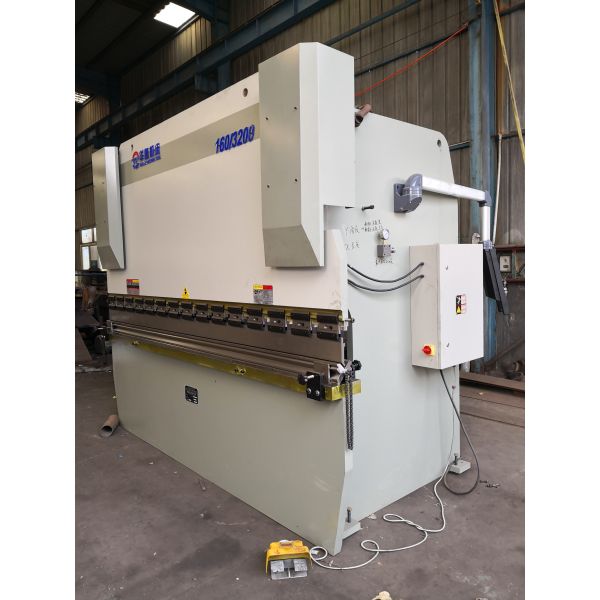 Нержавеющая сталь оцинкованный металлический балкон столкновения барьер для защиты дорожного ограждения