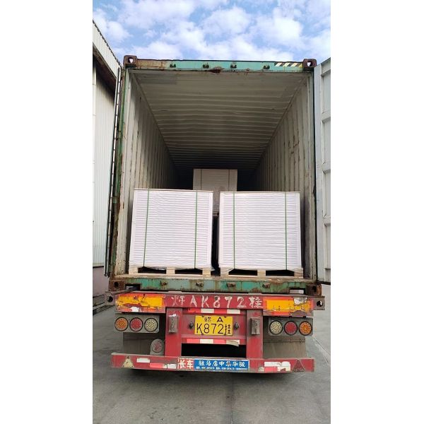 52 Gsm 100% Virgin Wood Pulp Woodfree Offset Bond Paper