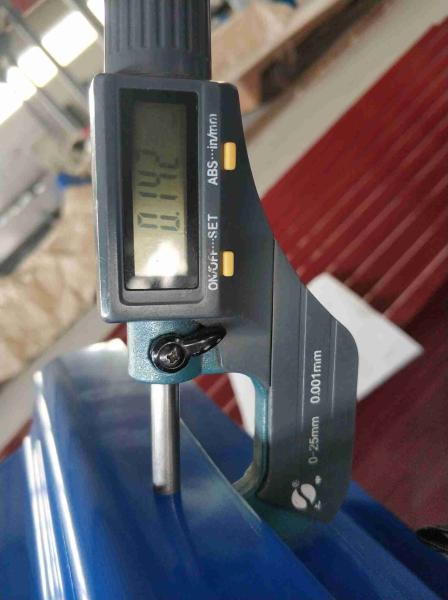 24 calibres ASTM CGCC galvanizaram os painéis do metal corrugaram as folhas de aço do telhado