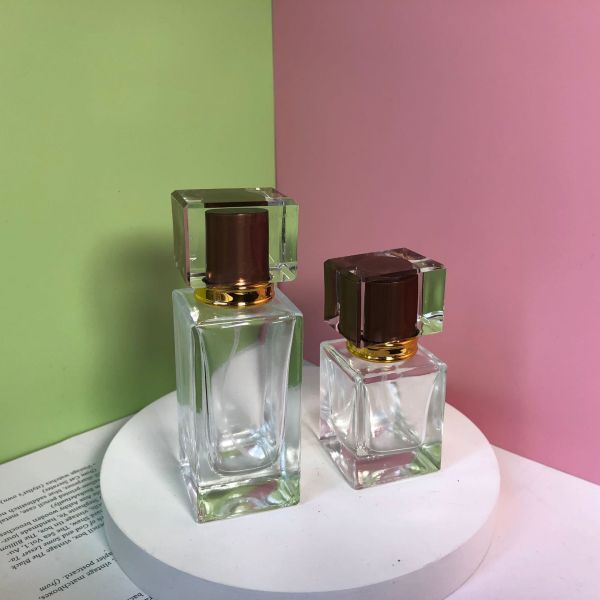 High Grade 50ml Perfume Spray Bottle 500pcs Square Cosmetic Sub Bottling