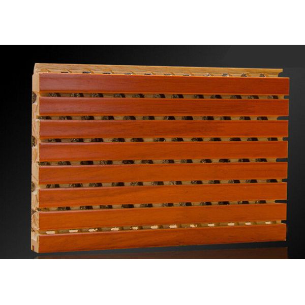 Огн-расклассифицированные ядровые поглощают калиброванную деревянную акустическую панель стены для конференц-зала